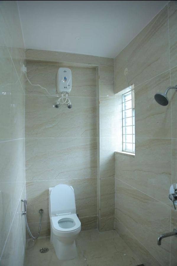 S V Home Stay Tirupati Luaran gambar
